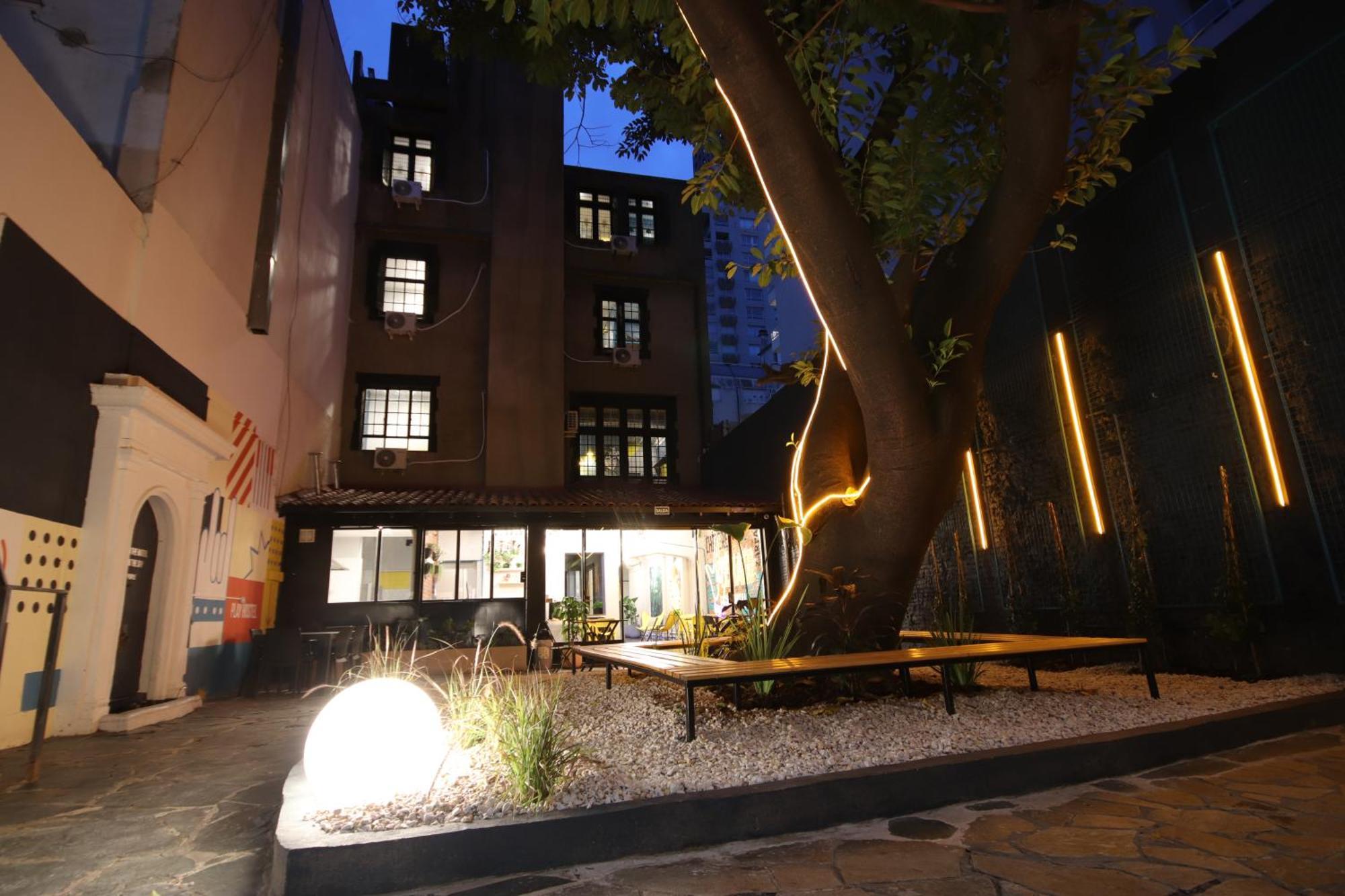 Play Hostel Garden Buenos Aires Bagian luar foto