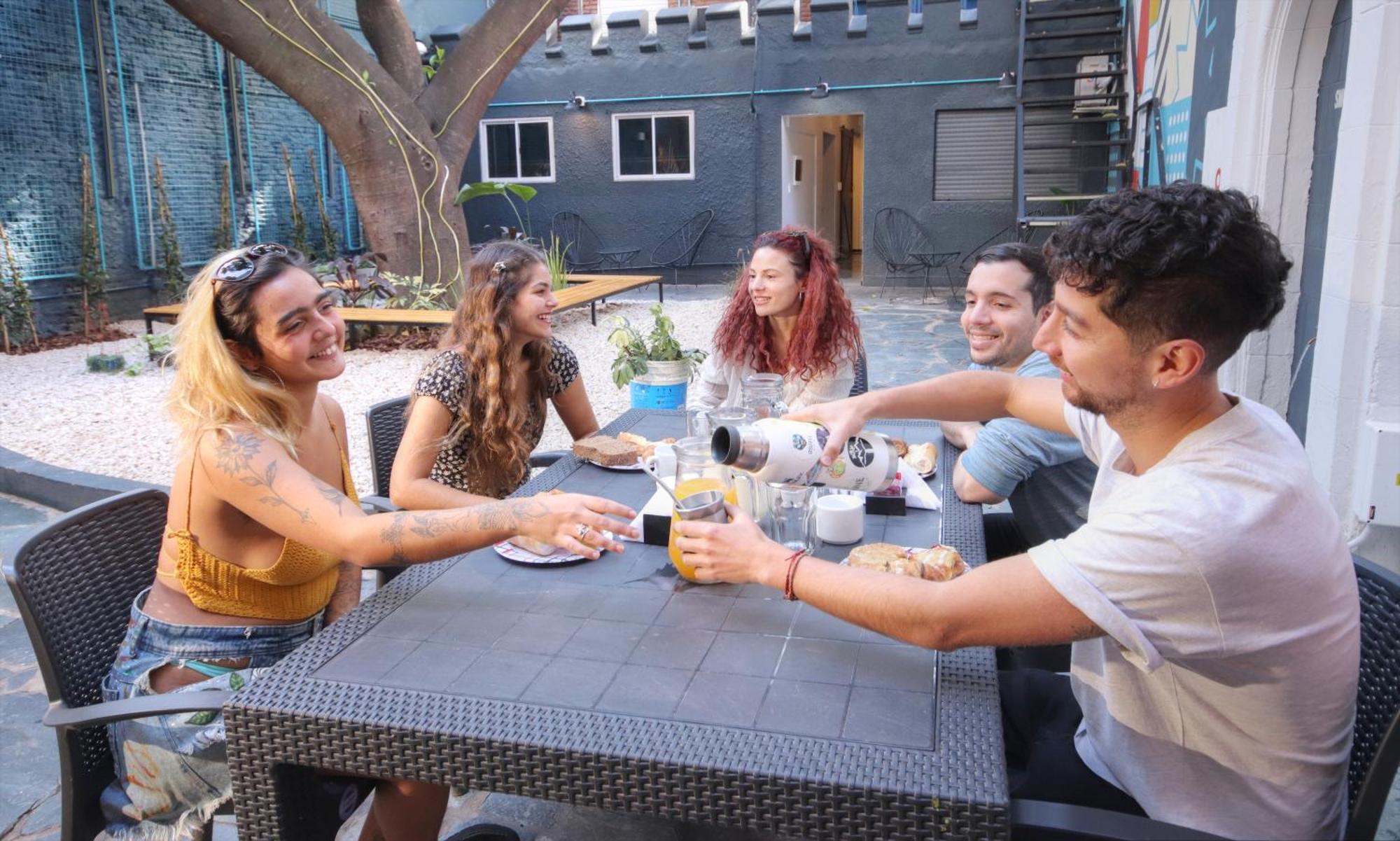 Play Hostel Garden Buenos Aires Bagian luar foto