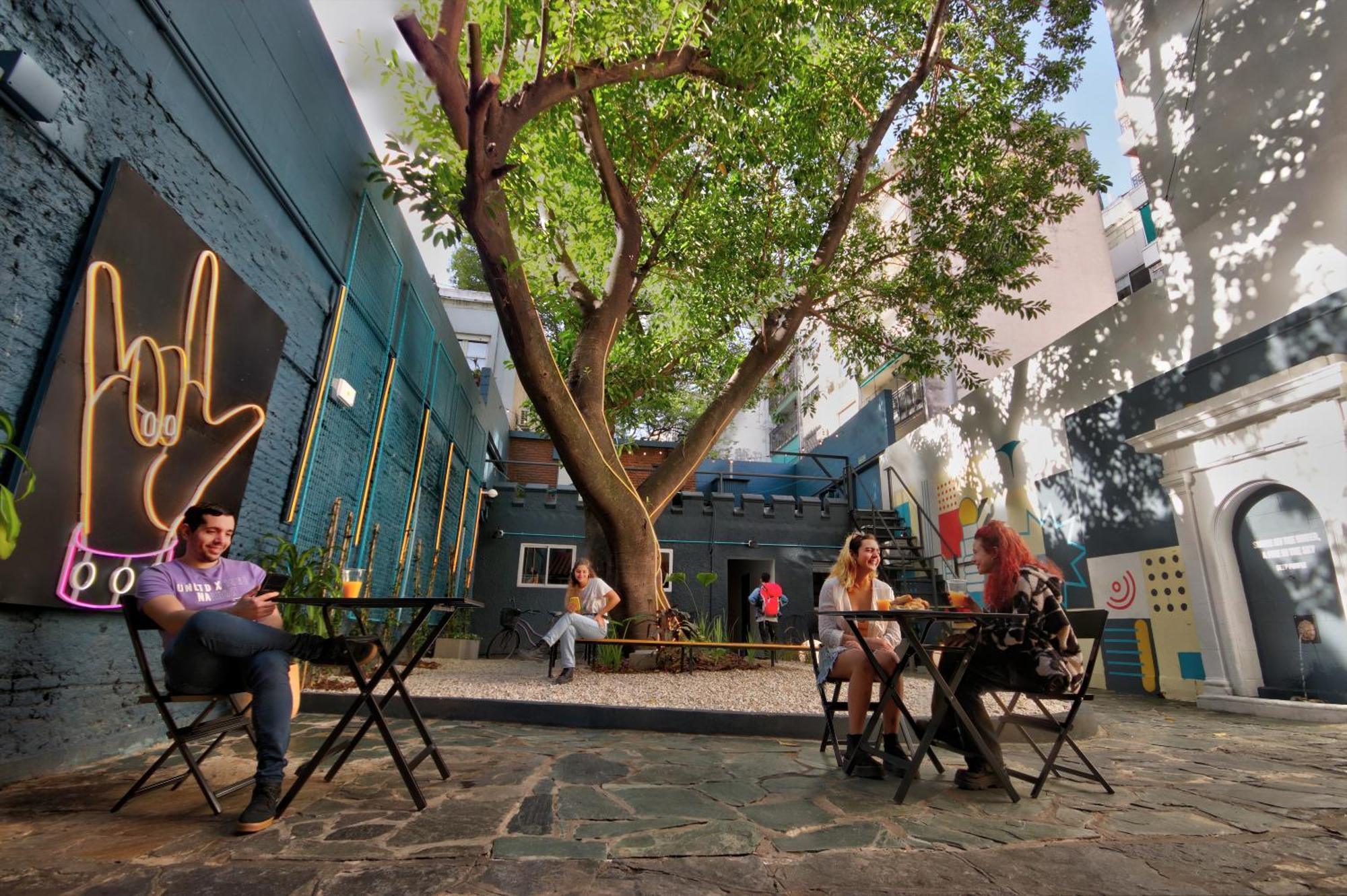 Play Hostel Garden Buenos Aires Bagian luar foto